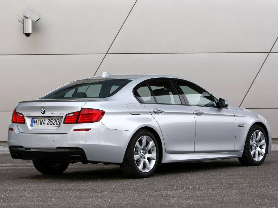  BMW M550d xDrive Sedan 2012 года  (фото 13 из 16)